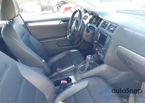 2016 Volkswagen Jetta 1.4T Se z USA, uszkodzony, nr VIN 3VWD67AJ2GM232622